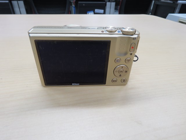 中古専門 備品売却 / Nikon デジタルカメラ COOLPIX S7000 本体 ②