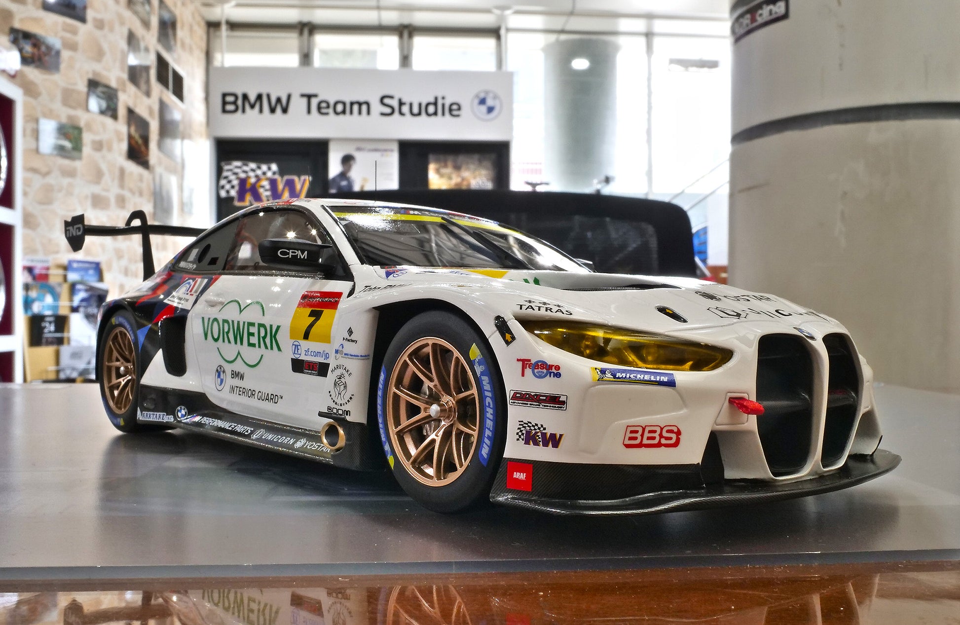 TOP SPEED 1/18スケールミニカー BMW M Team Studie Studie BMW M4