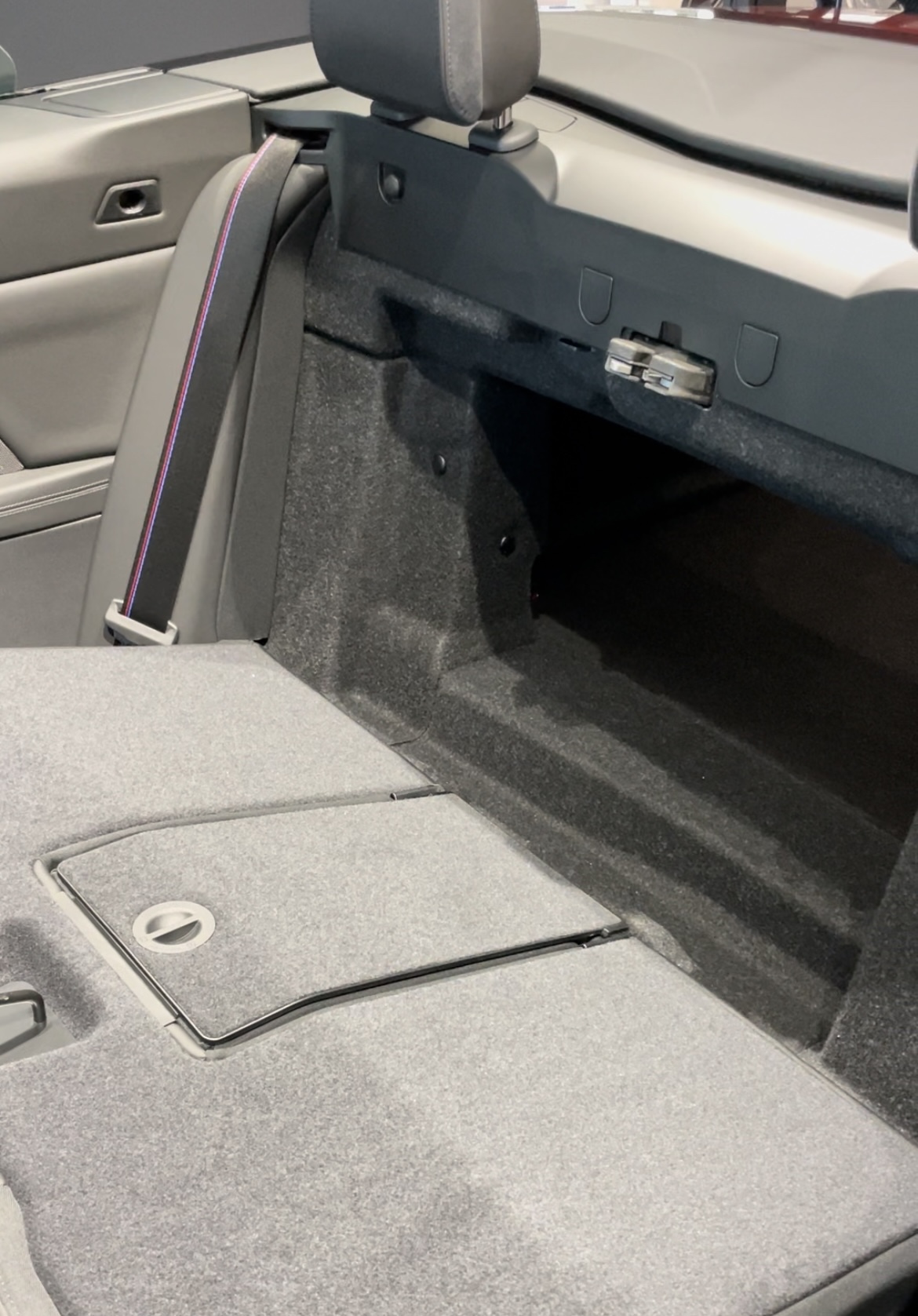 カブリオレのウィンド・ディフレクター | Tomei-Yokohama BMW