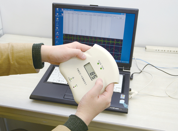 疲れやストレスを「測る」自律神経測定センサーを開発 | 株式会社疲労