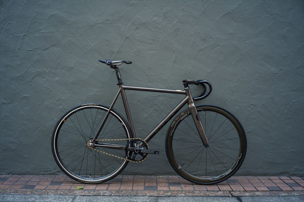 パシュートフレームがアツい。 | ブローチャーズ - BROTURES ONLINE