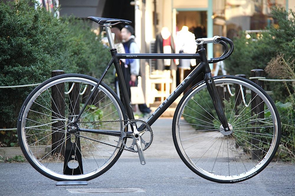 LEADER BIKE EQNX Custom Sample. | ブローチャーズ - BROTURES ONLINE