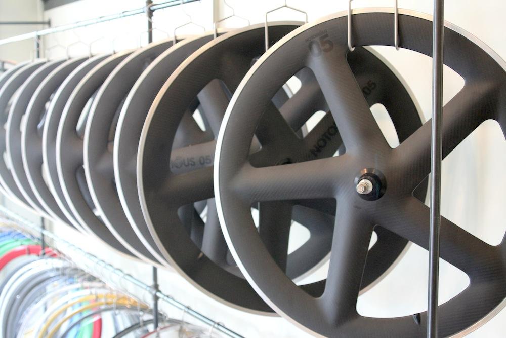 BLB NOTORIOUS CARBON Wheel 入荷！ | ブローチャーズ - BROTURES