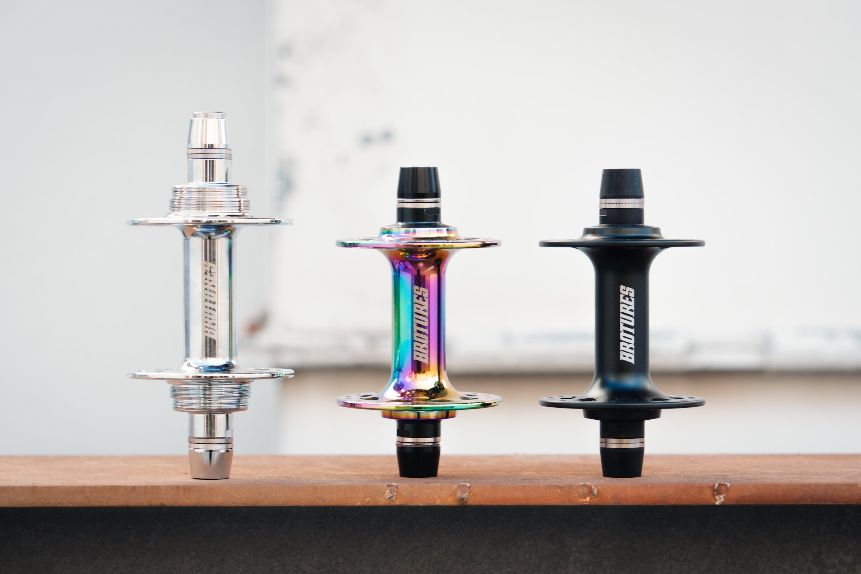 By BROTURESトラックハブ再入荷！限定カラーも新登場。 | ブロー