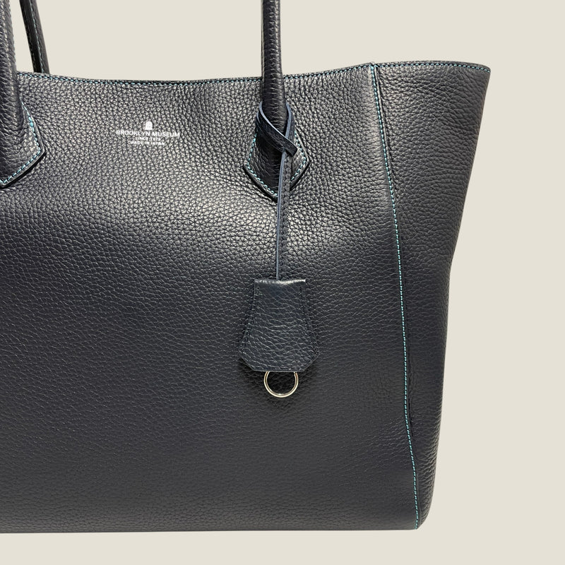 シュリンクレザー]トゥティトートバッグcolor：ネイビー – BROOKLYN MUSEUM