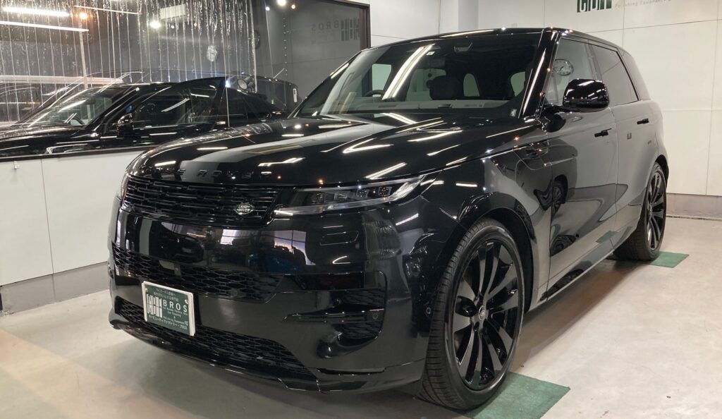 艶がすごい！】ランドローバー・レンジローバースポーツにガラス