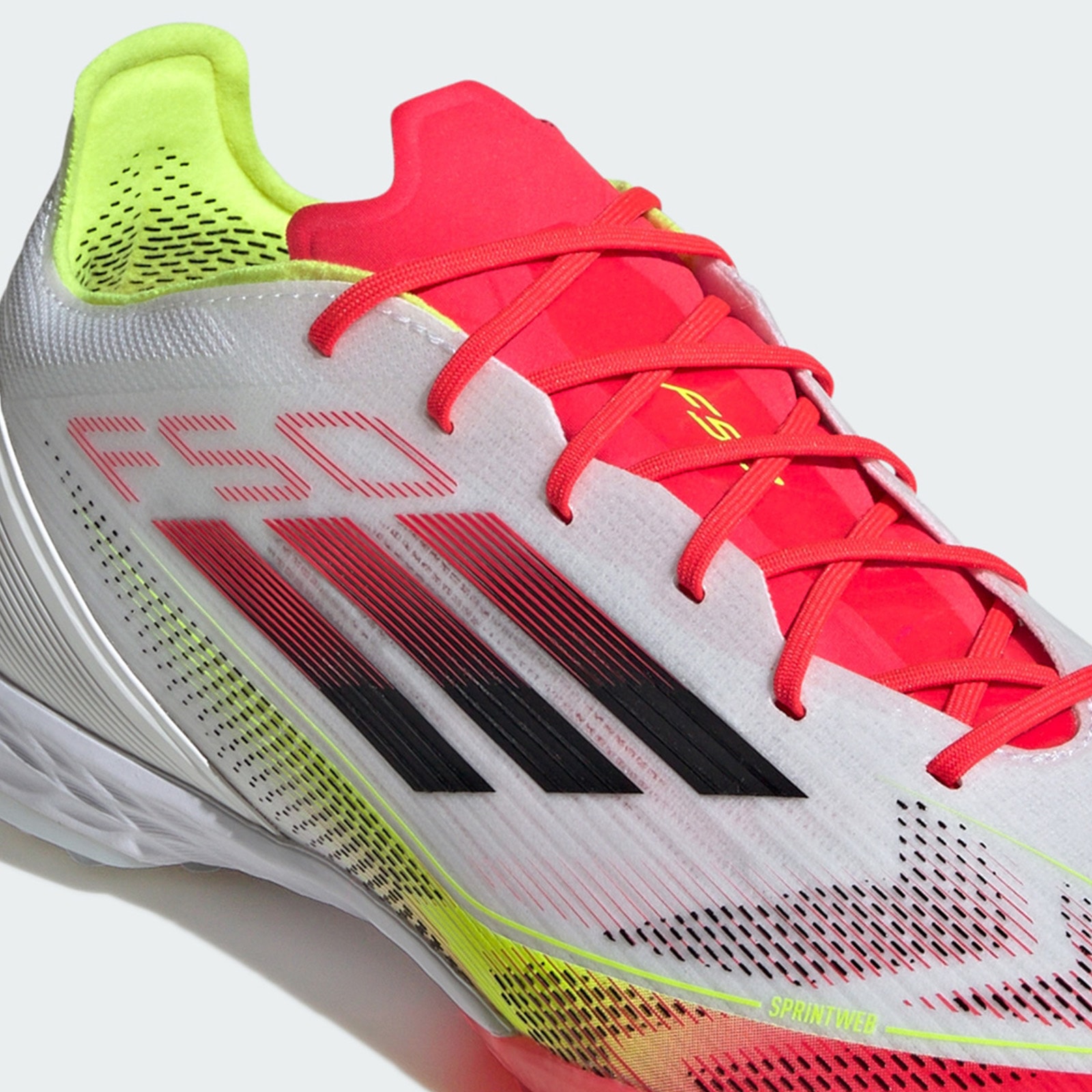 アディダス F50 Pro TF / ターフ用（トレーニングシューズ