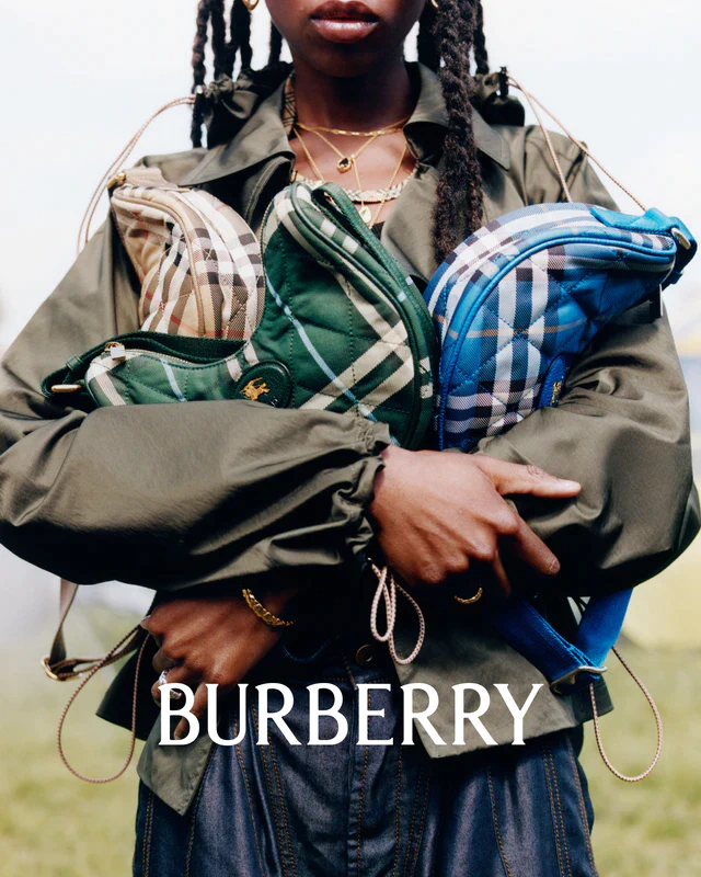 バーバリー BURBERRY 伊勢丹新宿店でポップアップ開催、「ホースシュー