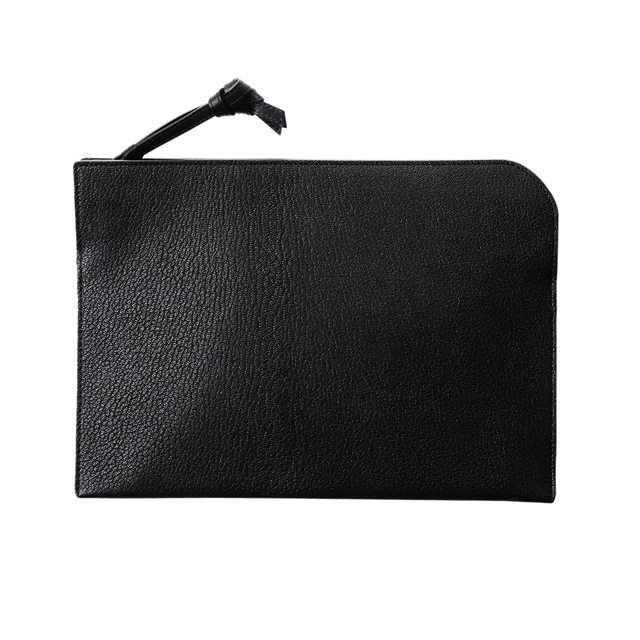 土屋鞄 日本独自の進化を遂げた希少な革で、伝統美を再現した巾着