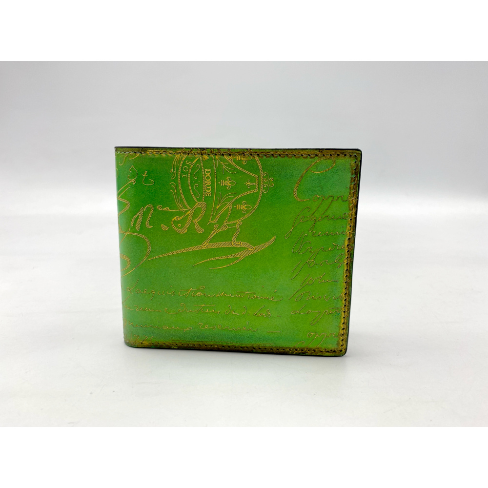 ベルルッティ カリグラフィ マコレ 二つ折り財布 グリーン×ゴールド