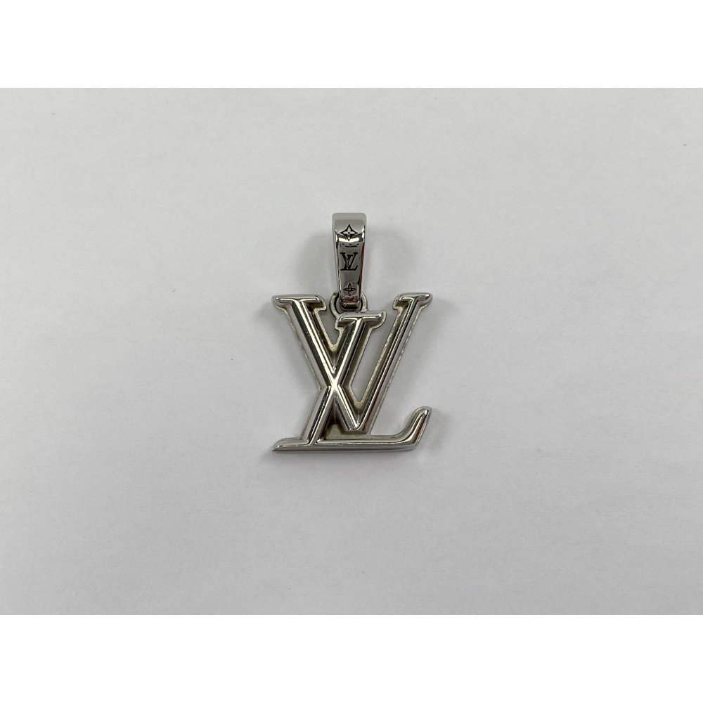 ルイ・ヴィトン チャーム・LV ディメンション ネックレストップ
