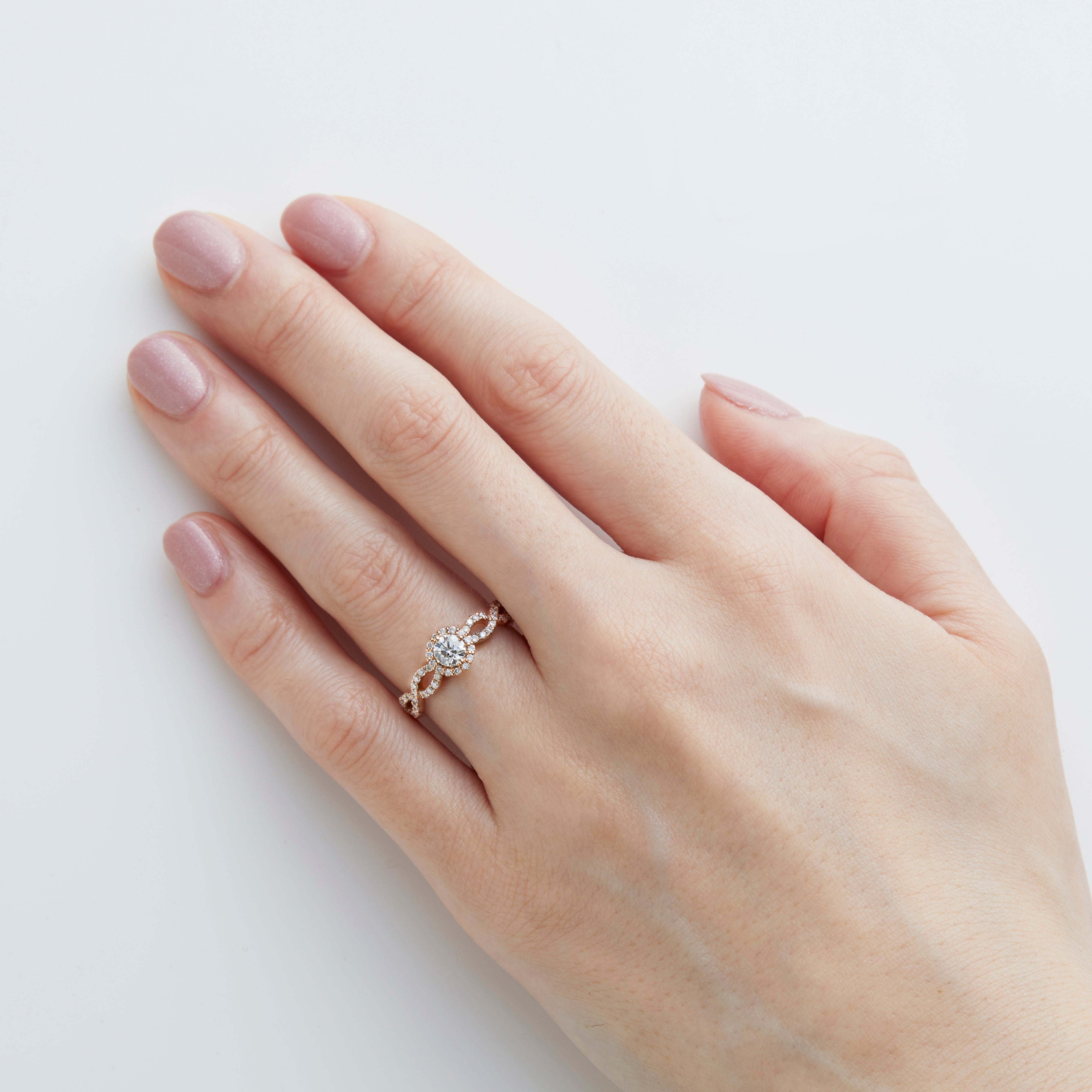 ヴァンドーム グレース エンゲージメントリング (AE_R8210) | ヴァン