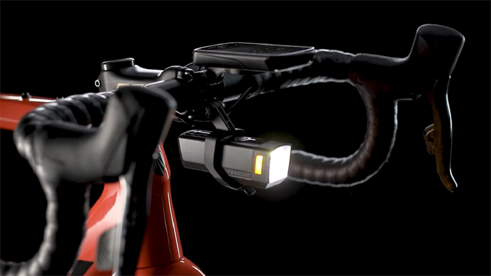 対向者に配慮した新型コミューターライト | ブリッジバイクプロダクツ