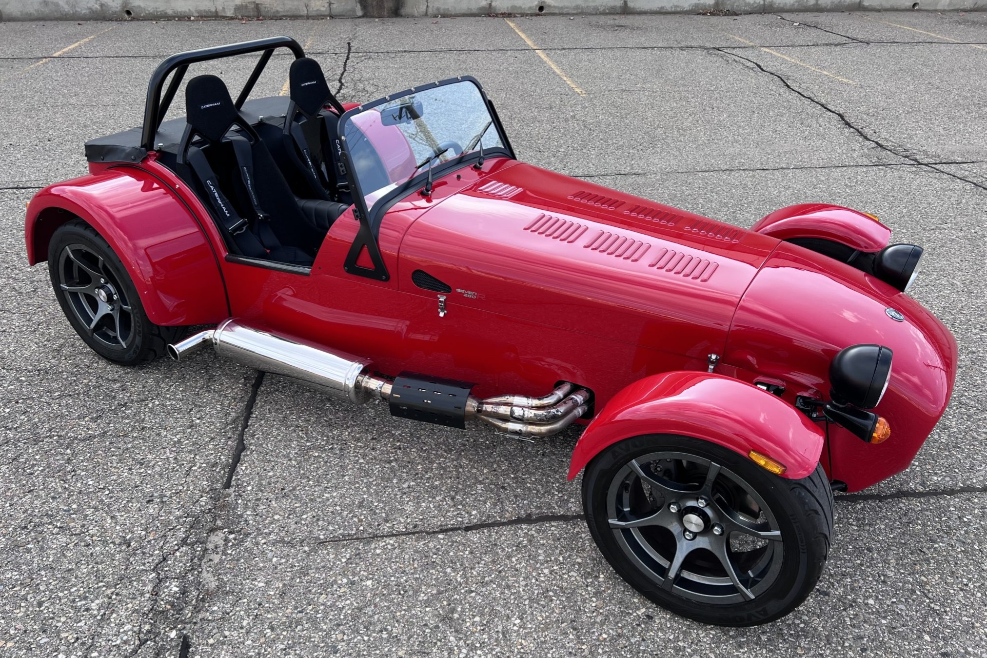 CATERHAM レッドヘッドレスト 2個セット シート & ヘッドレスト