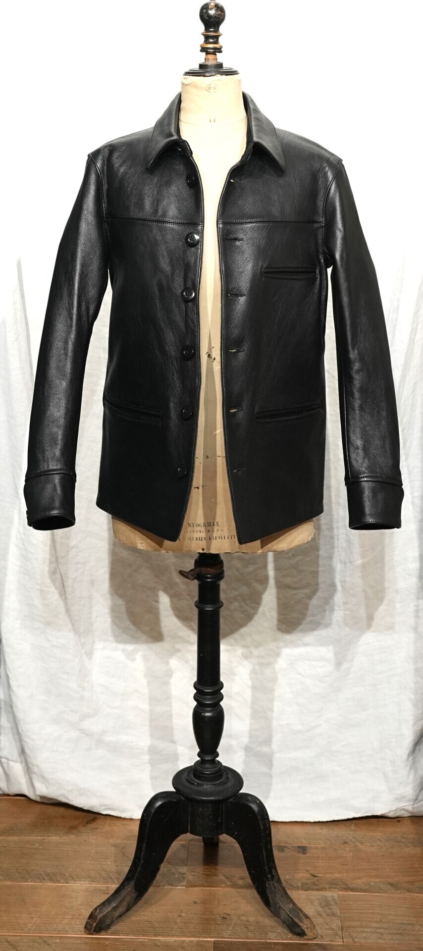 アディクト クローズ シープスキン カーコート ブラック: BRYWB