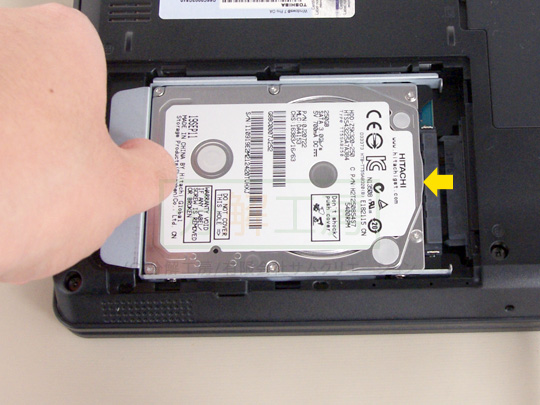 分解工房・dynabook Satellite B450・B551シリーズ HDD交換修理方法