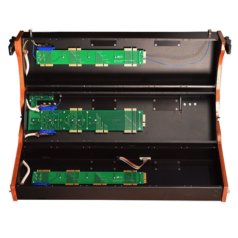 201e-18 Powered Cabinet | Buchla