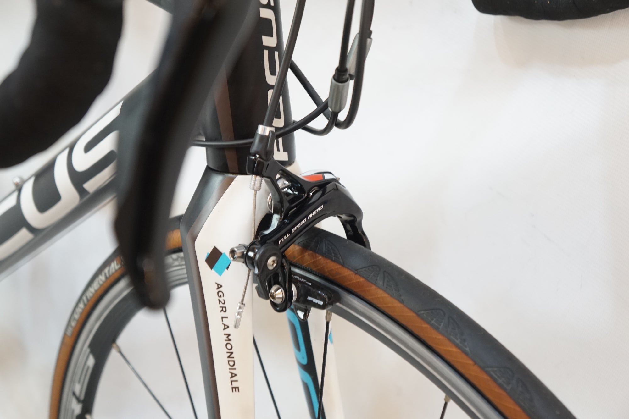 FOCUS 「フォーカス」 CULEBRO SL 2.0 2015年モデル ロードバイク