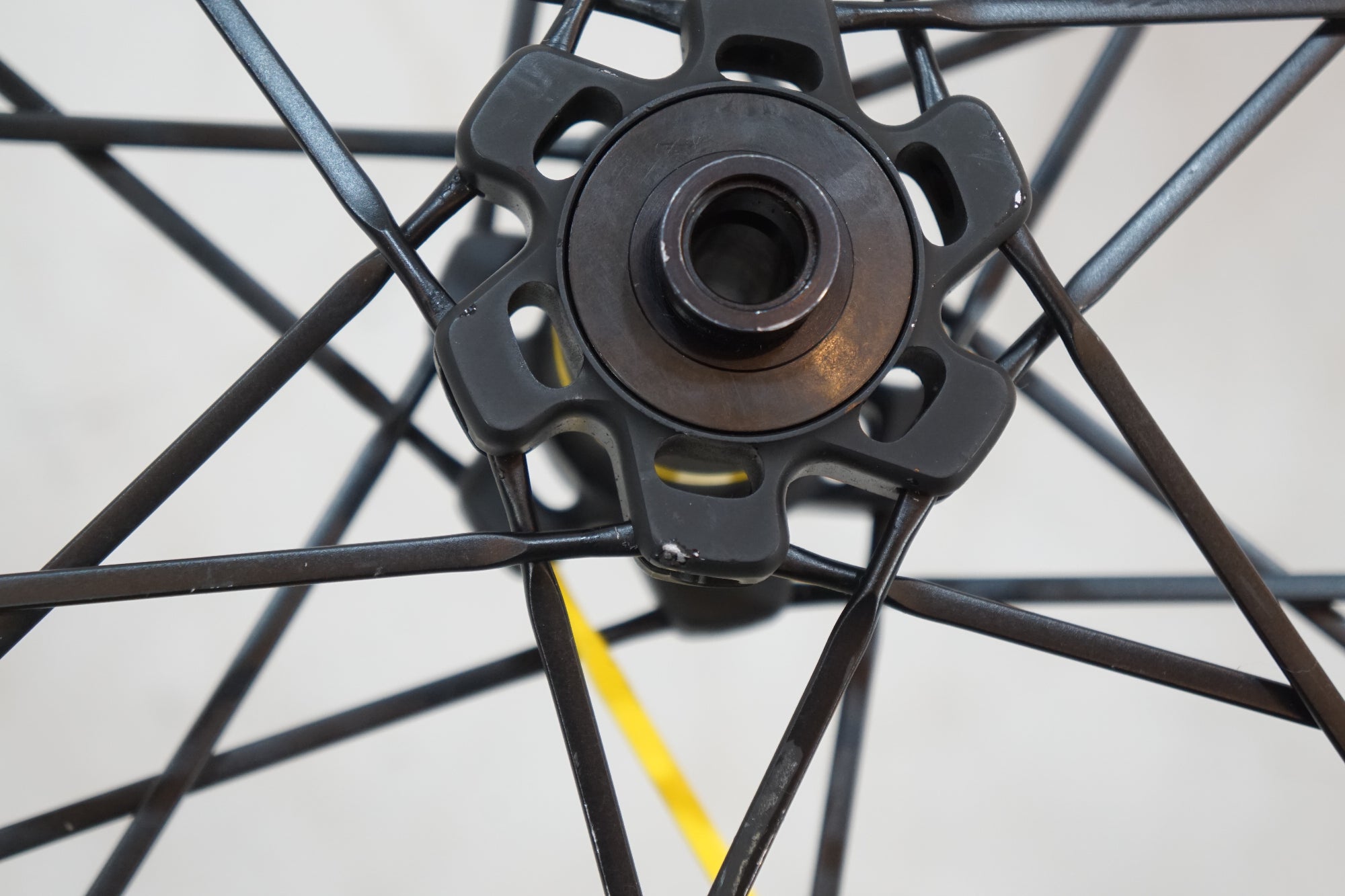 MAVIC 「マビック」 KSYRIUM PRO UST DISC シマノ11速 ホイールセット