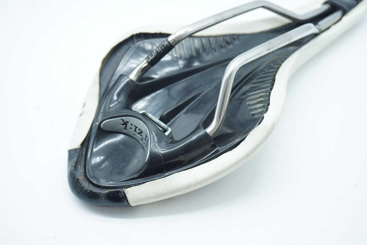 FIZIK「フィジーク」 ARIONE CX KIUM サドル/ 京都西院店