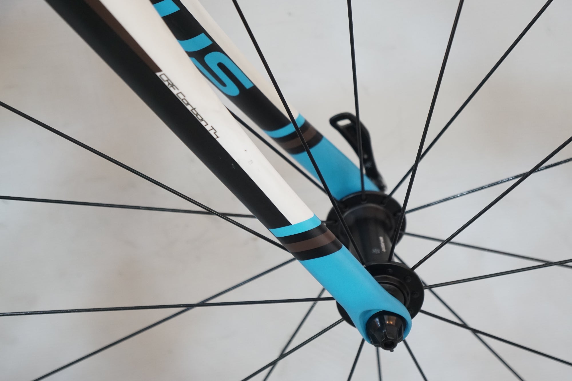 FOCUS 「フォーカス」 CULEBRO SL 2.0 2015年モデル ロードバイク