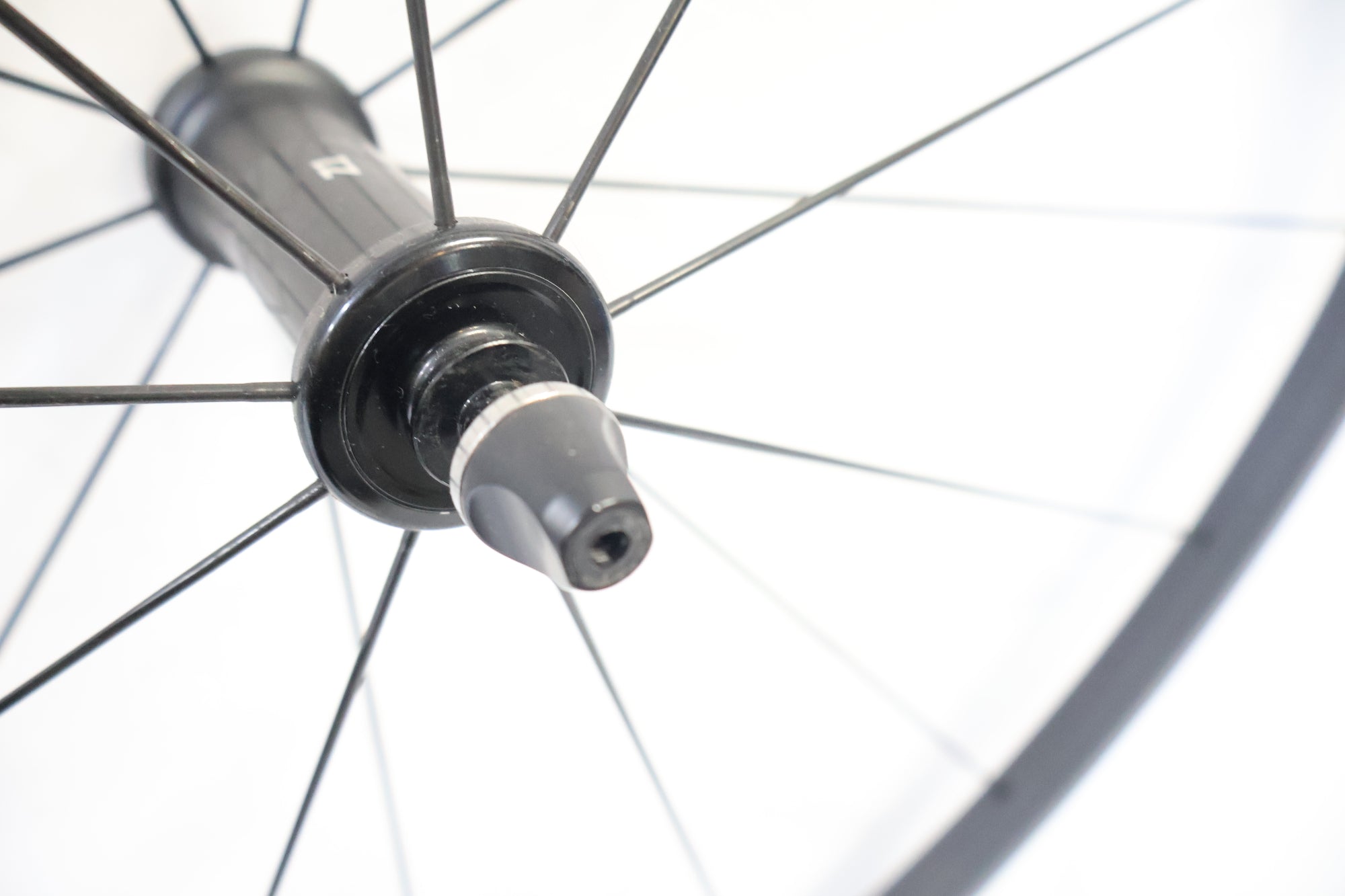 TOKEN 「トーケン」 C22AX DHuezz Zenith シマノ11速 ホイールセット