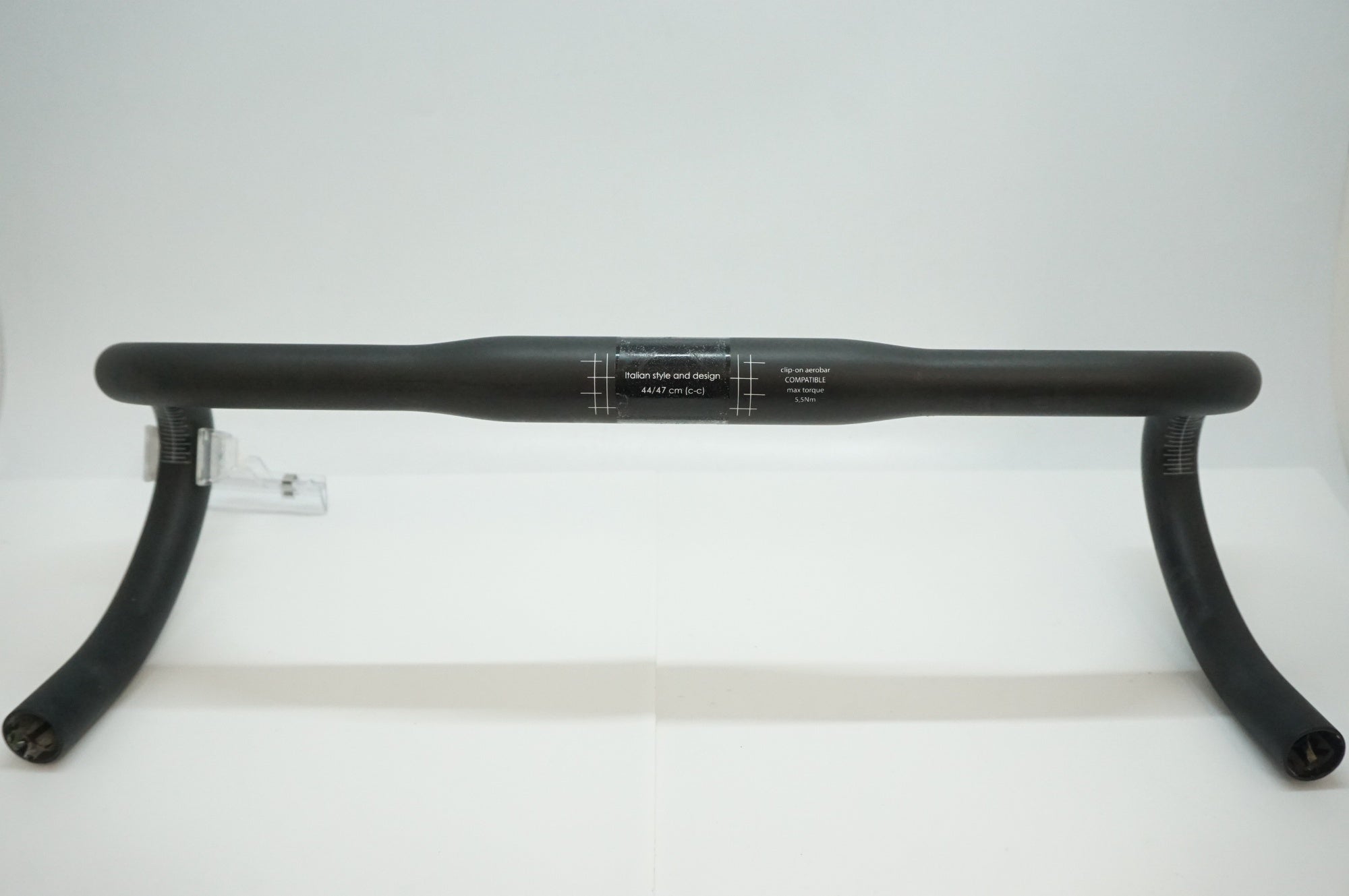 3T 「スリーティー」 ERGOTERRA TEAM φ31.8 440-470mm ハンドル / 福岡