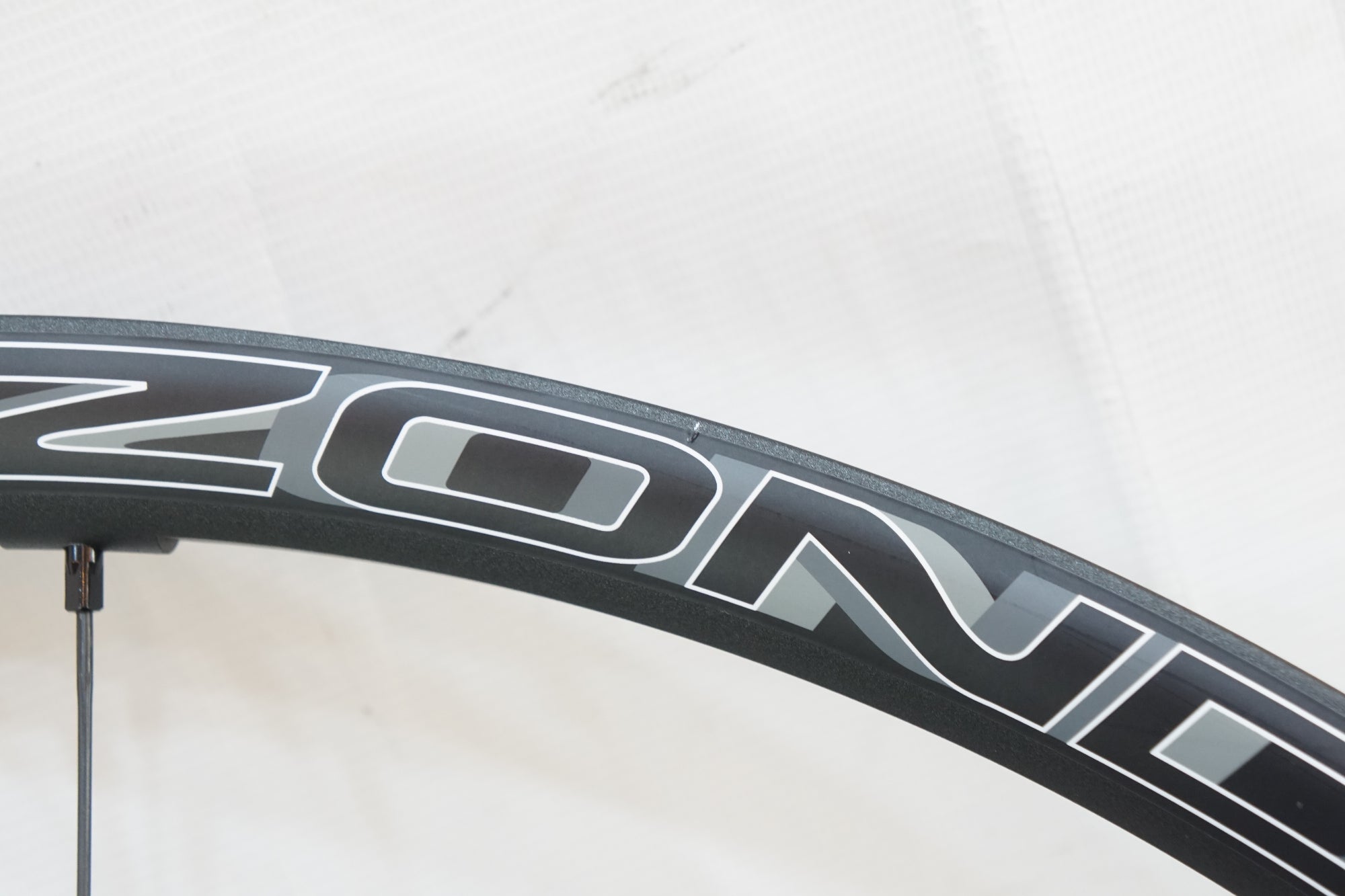 CAMPAGNOLO 「カンパニョーロ」 ZONDA DB シマノ11速 ホールセット