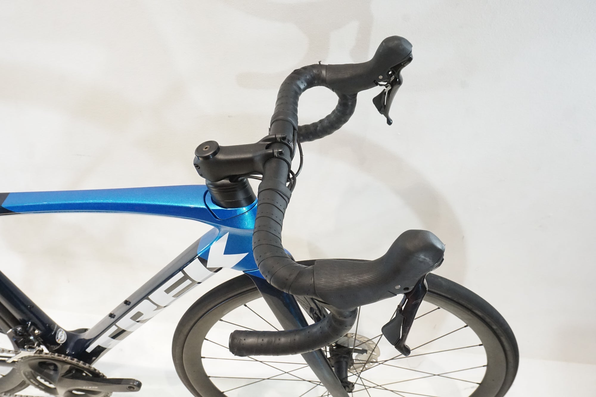 TREK 「トレック」 EMONDA SL5 DISC 2021年モデル ロードバイク / 横浜