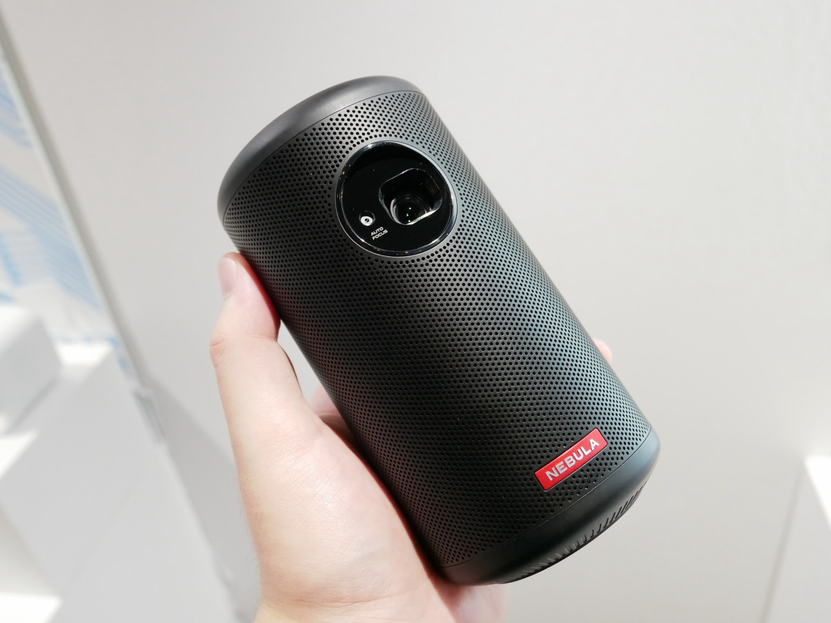 Anker渾身のモバイルプロジェクター「NEBULA Capsule II」速攻レビュー