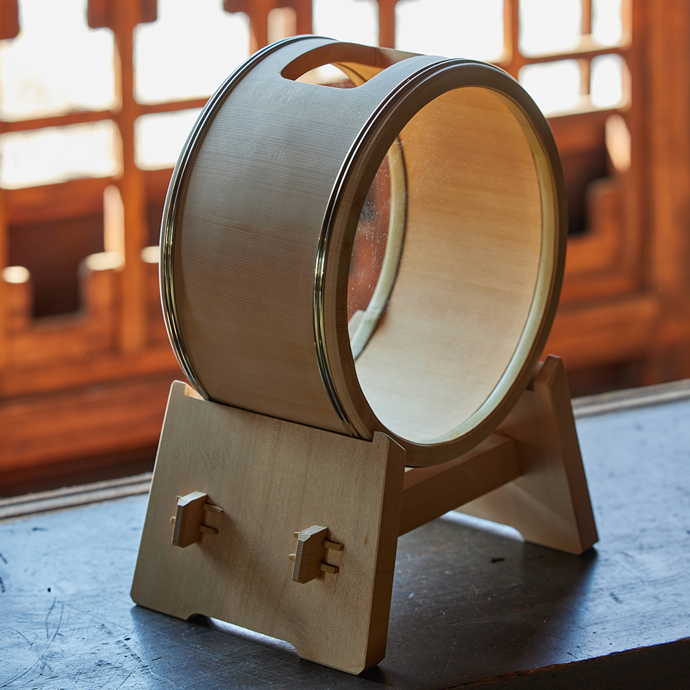 錦絵から抜け出した非日常 桶栄川又 金魚鉢 – By Emotion