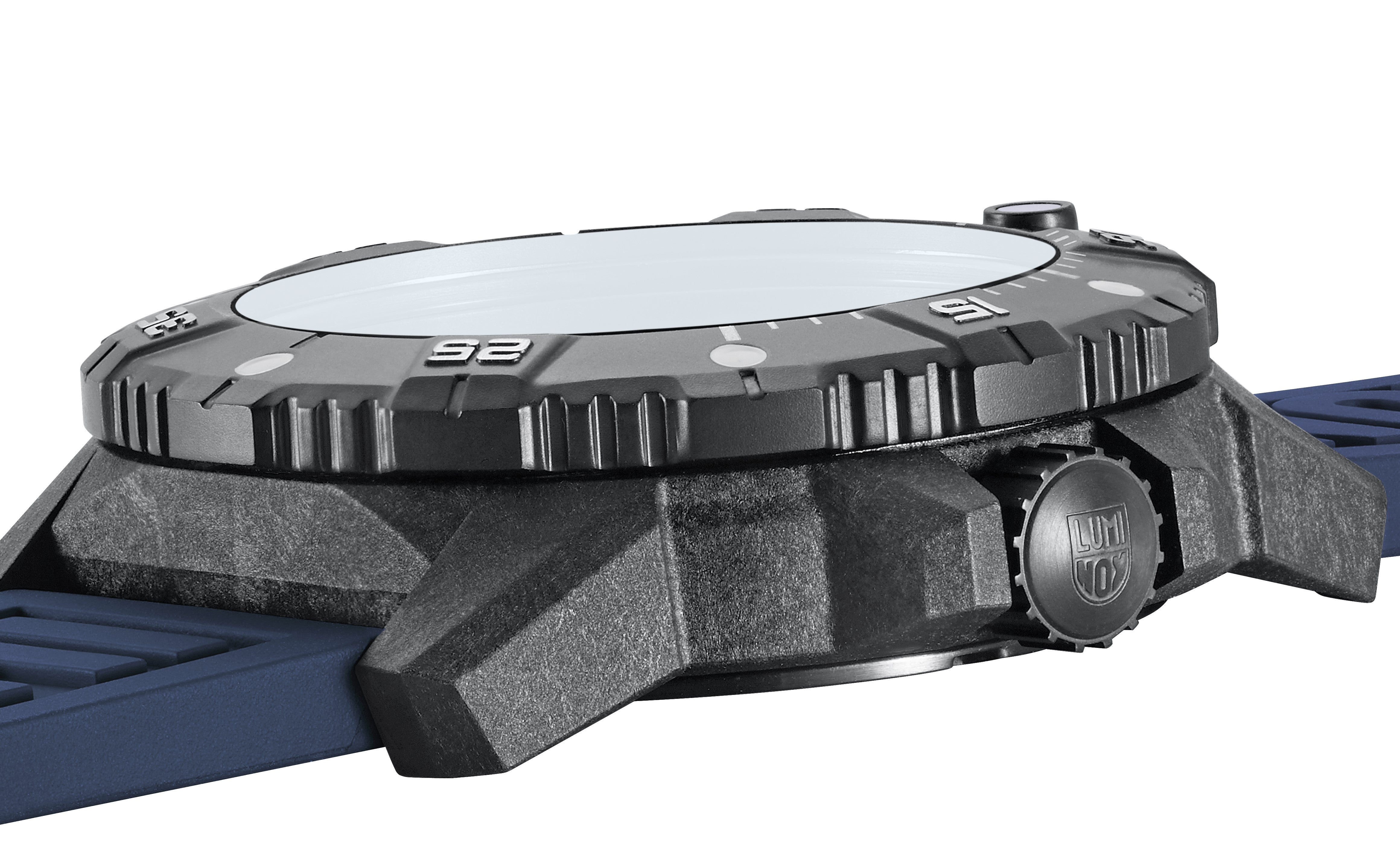 Master Carbon SEAL Automatic, 45MM - 3863 | Luminox Canada