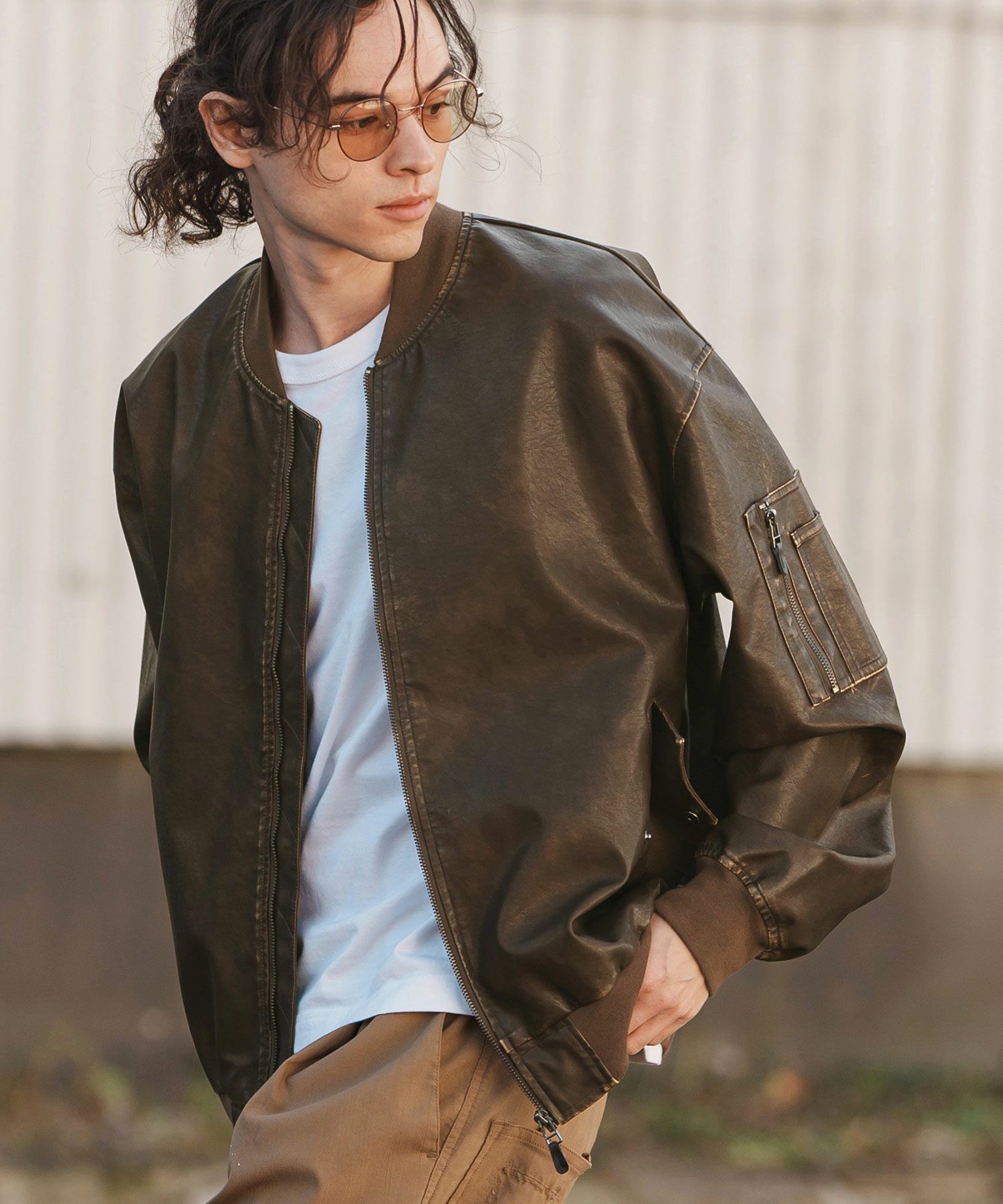 CAMBIO(カンビオ)】Vintage加工フェイクレザーMA-1ジャケット(HLCM0176