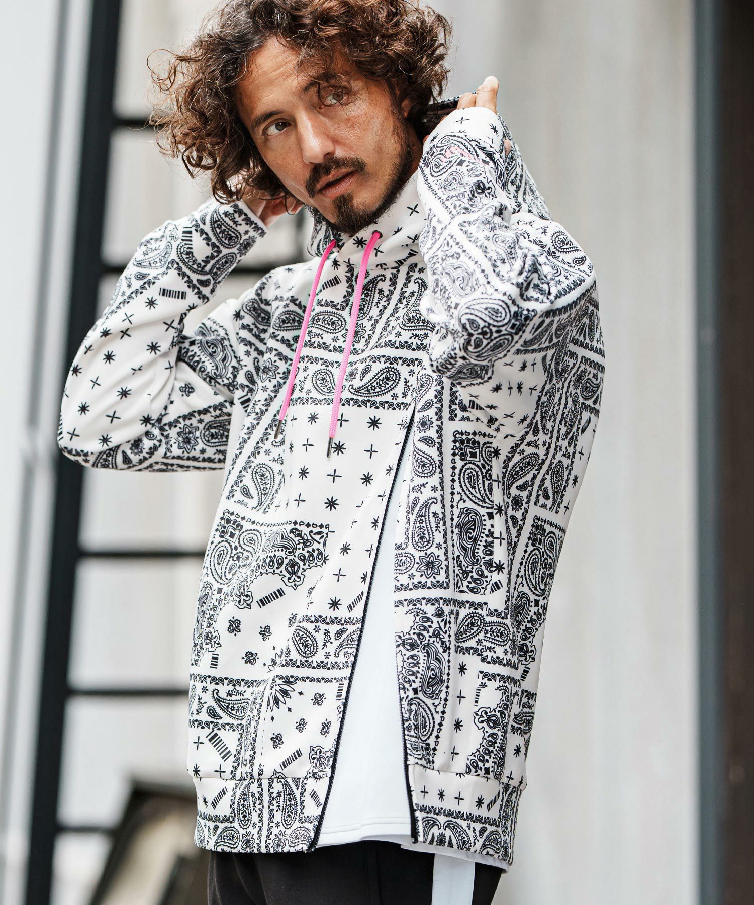 felkod(フィルコッド)】Bandana Cardboard Knit Zip Accent Parka