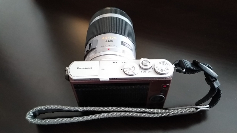 LUMIXの望遠電動ズームレンズH-PS45175がメカニカルでカッコイイ