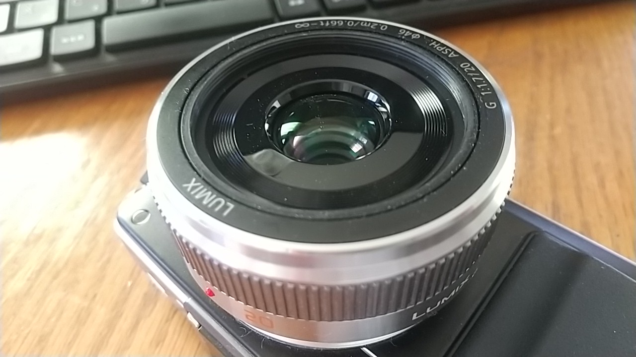 LUMIX DMC-GM1SにはH-H020A【G20mmf1.7Ⅱ】が良い | カメラDoki