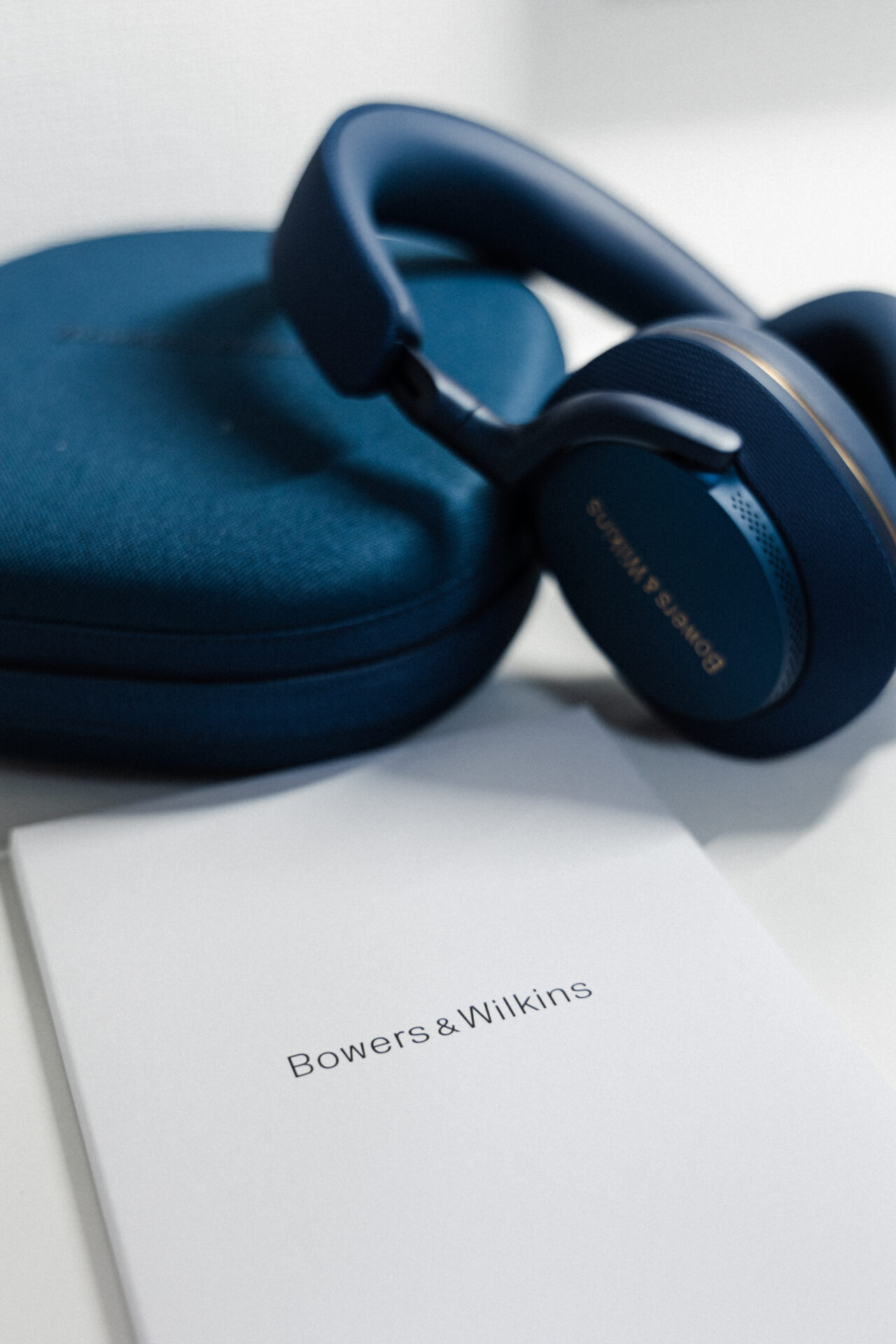 Px7 S2レビュー】Bowers & Wilkins ノイズキャンセリング ヘッドホン