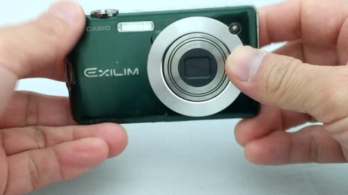 コンテジカメラ】「CASIO EXILIM EX-S12」「よくこの薄型のボディに