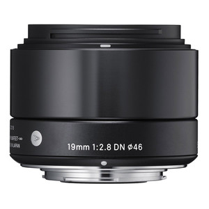 Sigma 19mm F2.8 DN Lens Review and Specs