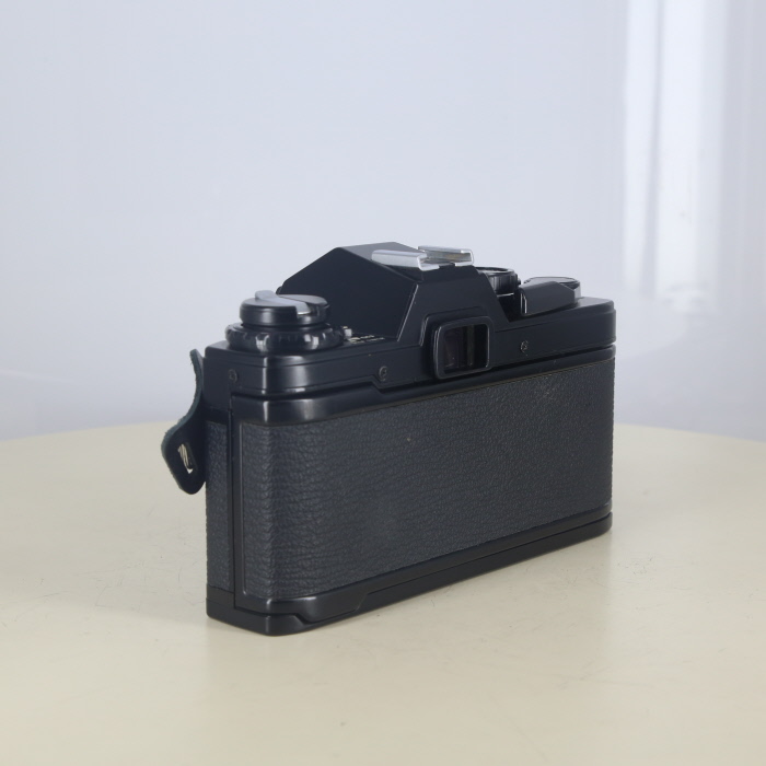 中古】(オリンパス) OLYMPUS OM - 10 ブラック｜ナニワグループ