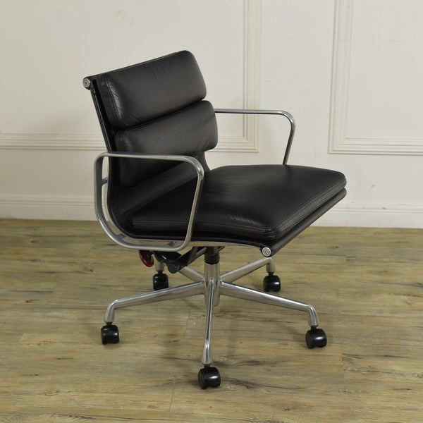 ハーマン・ミラー Herman Miller / USA イームズソフトパッドグループ