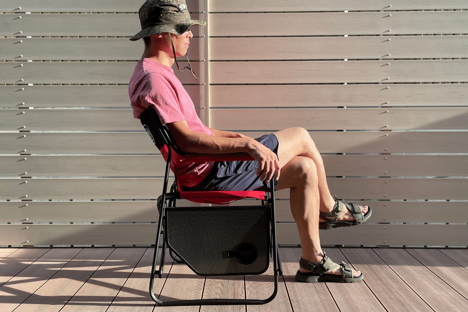 レビュー】コールマンのサイドテーブル付デッキチェアSTがおすすめな