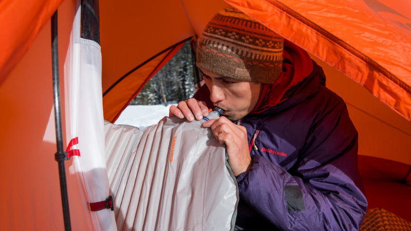 サーマレストの最軽量エアマット【ネオエアー】で快適ULキャンプに