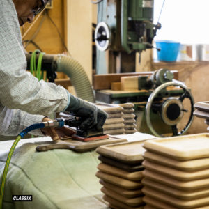 美味しいお肉を焼くためだけに開発された溶岩石プレート｜オールド