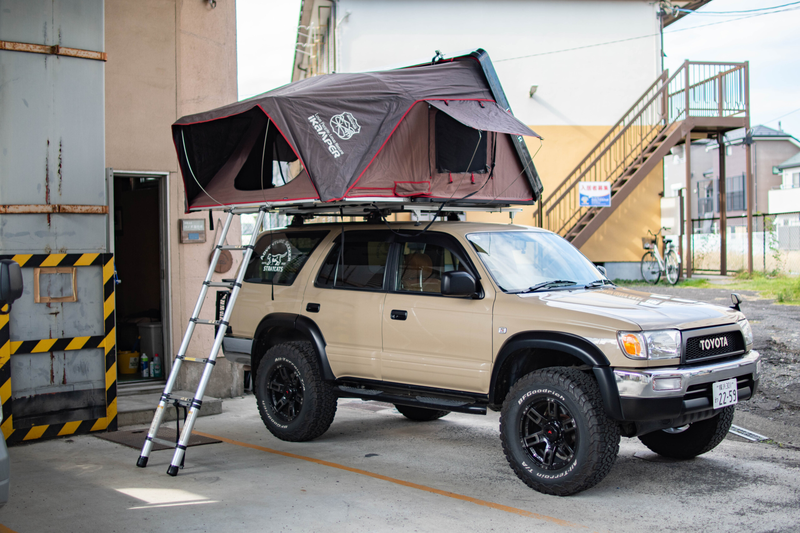 ikamperのルーフテント「skycamp2.0」+「サイドオーニング」他、中古