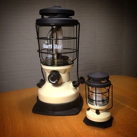 これコールマンのノーススターランタン？ 超イケてるカスタマイズに