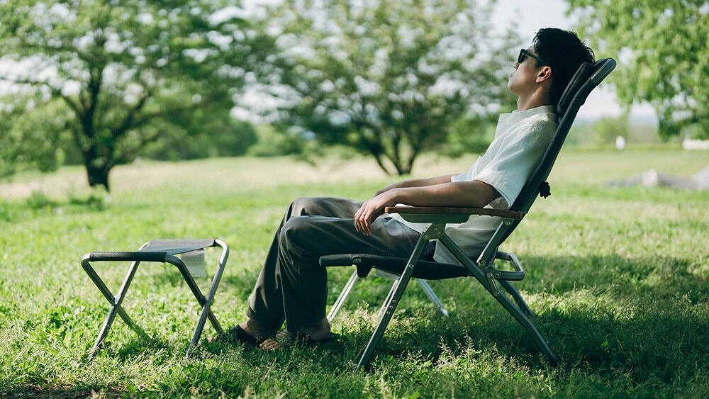 スノーピーク2025年新商品「リクライニングチェアワイド」 | キャンプ