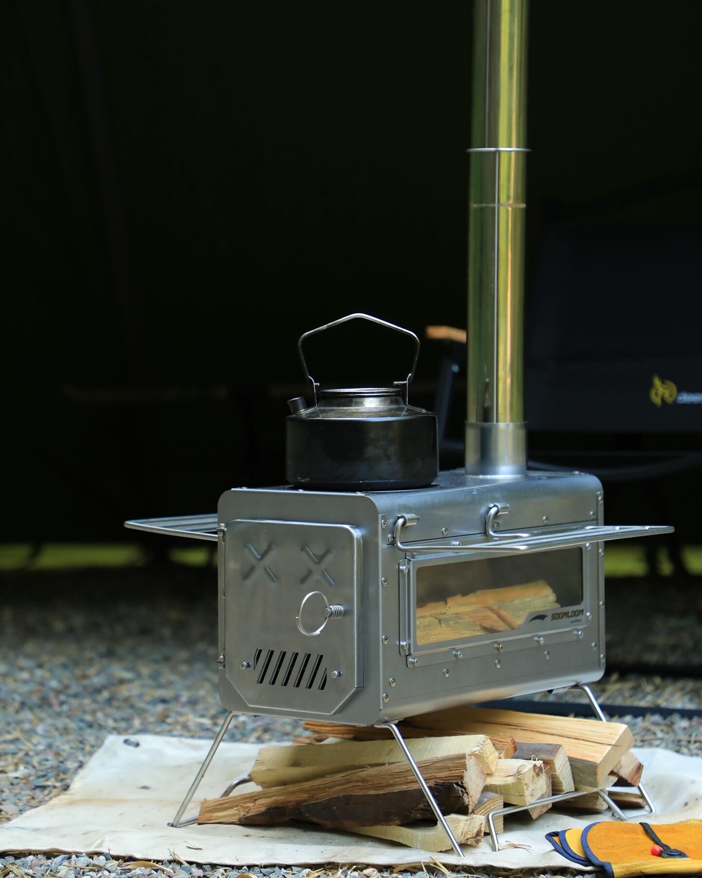 Soomloomからステンレス製の「薪ストーブ PROTO」登場 | キャンプレビュー