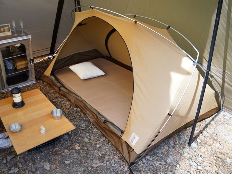 DODからシェルターの傾斜にぴったりフィットする「フカヅメカンガルー