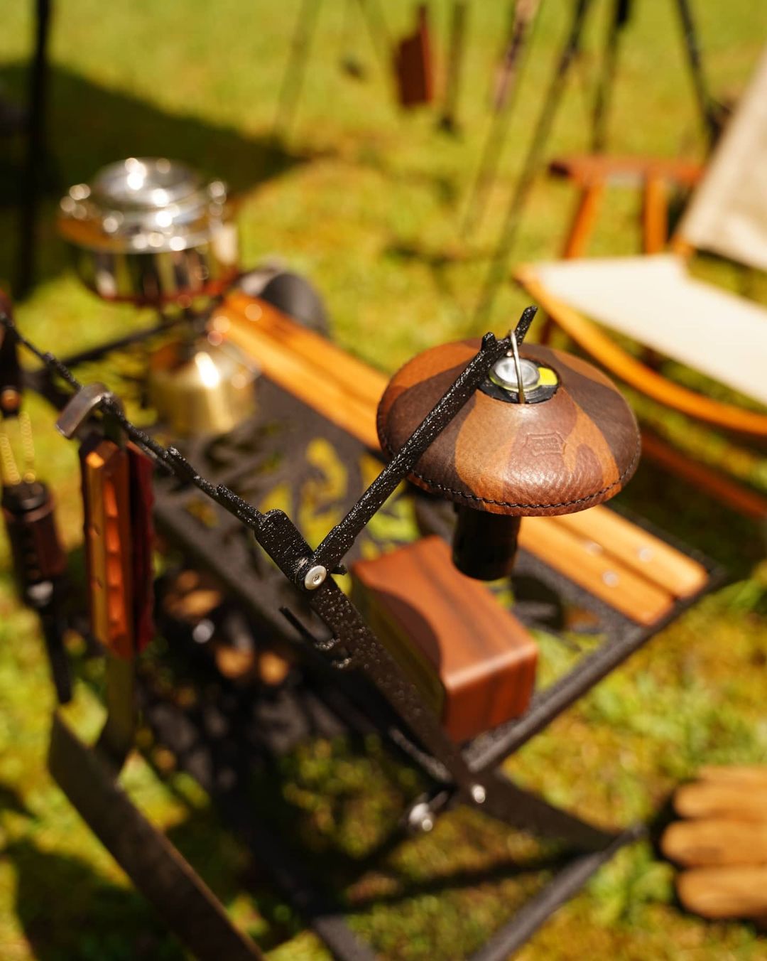 8/10〜】ネイチャートーンズから折りたたみ式の「リトルワークスタンド